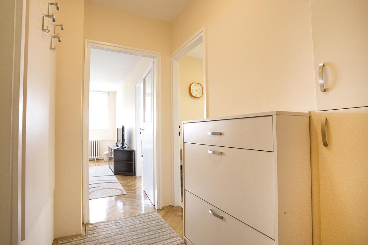Apartment Loti Belgrado Exterior foto